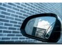 Volvo EX40 Single Motor Extended Range Plus Black Ed. 82 kWh | Adaptieve Cruise Control | Harman Kardon Audio | Stoel-/Stuurverwarming | Parkeercamera | Dodehoek Detectie | Pixel LED | Elektr. Verst. Stoelen + Geheugen | Donker Getint Glas | Warmtepomp |