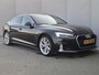 Audi A5 Sportback 40 TFSI Launch edition Sport / Facelift / Assitentie pakket Rijden / Assistentie pakket Parking / Trekgewicht 1500 kg / Elektrische achterklep / Stoelen met massage functie / Stoelverwarming / Adaptief cruise control / Achteruitrijcamera / Keyless Entry/Start /