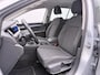 Volkswagen Golf 1.0 TSI Life Navigatie - PDC - Side Assist - Camera - ACC - Sfeerverlichting