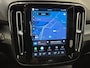 Volvo XC40 Recharge P8 AWD R-Design | SOH:93,3% | Power Seats | Memory | 360° Camera | Schuif/Kantel Panoramadak | Harman/Kardon | Adaptieve cruise | Keyless entry/start | Warmtepomp | Stoel/stuurverwarming |