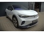 Volkswagen ID.4 First 77 kWh | Stoelverwarming | Stuurverwarming | Adaptive Cruise Control | Navigatie | Apple Carplay | Keyless | Camera | Parkeersensoren | NAP | BTW | Dealer Onderhouden | SOH 93,7%