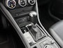 Mazda CX-3 2.0 SkyActiv-G 121 Luxury | Automaat | Trekhaak | 18"LMV | Stoelverwarming | ECC | Cruise Control | Head-Up Display | Cam |