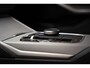BMW 3-Serie Touring 330e High Executive Sport [ HUD Navi ACC Sportstoelen Stoelverwarming ]