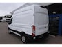 Ford E-Transit 350 L2H3 TREND 68KWH ALL-SEASON 360°CAM BLISS P-SENSOREN BETIMMERD AD-CRUISE STOELVERW. 4-JAAR/100.000KM FABR.GARANTIE
