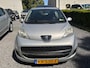 Peugeot 107 1.0-12V XR