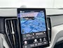 Volvo XC60 2.0 T8 Plug-in hybrid AWD Ultra Dark Exec. Ed. | 22" | Heico Diffusor | Getint & Gelamineerd Glas | Alarmklasse 3 | Black Edition Interieur | Luchtvering | Bowers & Wilkins | Geventileerd Nappa | Massagestoelen | Head-Up | 360 Camera | Elektr. verst. Stoelen | Full LED