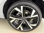 Volvo XC60 2.0 T8 Plug-in hybrid AWD Ultra Dark Exec. Ed. | 22" | Heico Diffusor | Getint & Gelamineerd Glas | Alarmklasse 3 | Black Edition Interieur | Luchtvering | Bowers & Wilkins | Geventileerd Nappa | Massagestoelen | Head-Up | 360 Camera | Elektr. verst. Stoelen | Full LED