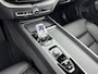 Volvo XC60 2.0 T8 Plug-in hybrid AWD Ultra Dark Exec. Ed. | 22" | Heico Diffusor | Getint & Gelamineerd Glas | Alarmklasse 3 | Black Edition Interieur | Luchtvering | Bowers & Wilkins | Geventileerd Nappa | Massagestoelen | Head-Up | 360 Camera | Elektr. verst. Stoelen | Full LED
