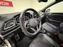 Volkswagen T-Roc 1.5 TSI R-Line Business+, Full led, Achteruitrijcamera, Virtual cockpit, 18 inch, Navi, Afn. trekhaak, Navi, app connect, Electr. achterklep, Keyless entry