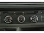 Volkswagen Crafter 2.0 TDI 140PK L3H3 | DC | 6 Zits | 3000kg Trekgew. | Airco | Cruise | Camera | Carplay | Parkeersens.