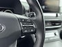 Hyundai Kona Electric EV Fashion 64 kWh | SOH 96% | Dodehoek detectie | Navigatie | Achteruitrij camera | Stoelverwarming | Head up display |