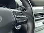 Hyundai Kona Electric EV Fashion 64 kWh |SOH 95.7% | Dodehoek detectie | Navigatie | Achteruitrij camera | Head up display | Apple carplay/ Android auto