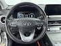 Hyundai Kona Electric EV Fashion 64 kWh |SOH 95.7% | Dodehoek detectie | Navigatie | Achteruitrij camera | Head up display | Apple carplay/ Android auto