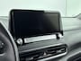 Hyundai Kona Electric EV Fashion 64 kWh |SOH 95.7% | Dodehoek detectie | Navigatie | Achteruitrij camera | Head up display | Apple carplay/ Android auto