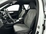 Volvo XC40 T2 Momentum Business | Park assist | Climate control | Cruise control | Navigatie