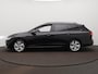Volkswagen Golf Variant 1.5 TSI Life Business Navigatie - Stoelverwarming - Trekhaak - Camera - ErgoActive bestuurdersstoel - LED
