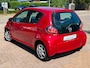 Toyota Aygo 1.0-12V Aspiration Red Navigator NAVIGATIE AIRCO APK NAP 5 DEURS