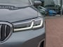 BMW 5-Serie Touring 530d Business Edition Plus | B&W | Elc trekhaak | Dealer onderhouden