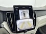 Volvo XC60 2.0 T8 Plug-in hybrid AWD Ultra Dark Exec. Ed. | 22" | Luchtvering | Getint&Gelaagd Glas | Geventileerd Nappa | Massagestoelen | Bowers & Wilkins | Panoramadak | Head-Up | 360 Camera | Elektr. verst. Stoelen | BLIS | Stoel/Stuur/Achterbankverwarming