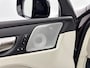 Volvo XC60 2.0 T8 Plug-in hybrid AWD Ultra Dark Exec. Ed. | 22" | Luchtvering | Getint&Gelaagd Glas | Geventileerd Nappa | Massagestoelen | Bowers & Wilkins | Panoramadak | Head-Up | 360 Camera | Elektr. verst. Stoelen | BLIS | Stoel/Stuur/Achterbankverwarming