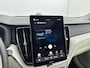 Volvo XC60 2.0 T8 Plug-in hybrid AWD Ultra Dark Exec. Ed. | 22" | Luchtvering | Getint&Gelaagd Glas | Geventileerd Nappa | Massagestoelen | Bowers & Wilkins | Panoramadak | Head-Up | 360 Camera | Elektr. verst. Stoelen | BLIS | Stoel/Stuur/Achterbankverwarming