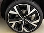 Volvo XC60 2.0 T8 Plug-in hybrid AWD Ultra Dark Exec. Ed. | 22" | Luchtvering | Getint&Gelaagd Glas | Geventileerd Nappa | Massagestoelen | Bowers & Wilkins | Panoramadak | Head-Up | 360 Camera | Elektr. verst. Stoelen | BLIS | Stoel/Stuur/Achterbankverwarming