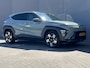 Hyundai Kona 1.6 GDI HEV Premium Sky / Automaat / Schuifdak / Leder / Camera 360° / Stoelventilatie / Stuur- en stoelverwarming / Apple Carplay Android / 18" LM wielen /
