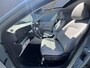 Hyundai Kona 1.6 GDI HEV Premium Sky / Automaat / Schuifdak / Leder / Camera 360° / Stoelventilatie / Stuur- en stoelverwarming / Apple Carplay Android / 18" LM wielen /