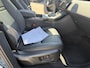 Land Rover Range Rover Evoque 2024 Model 1.5 P300e AWD R-Dynamic S VAN: 51.900,- VOOR: 49.877,- UW WKVOORDEEL €2.023,-:   NEW MODEL / FACELIFT PHEV 309 PK | UNIEK 8.000 KM | FABRIEKSGARANTIE t/m 26-02-2029 / 150.000 KM | DEALER ONDERHOUDEN | ADD. CRUISE | PANO DAK | ELEKTRISCHE STOELEN MET GEHEUGEN | ELEKTRISCHE KOFFERBAK | CAMERA | RIJKLAAR PRIJS