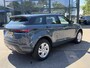 Land Rover Range Rover Evoque 2024 Model 1.5 P300e AWD R-Dynamic S VAN: 51.900,- VOOR: 49.877,- UW WKVOORDEEL €2.023,-:   NEW MODEL / FACELIFT PHEV 309 PK | UNIEK 8.000 KM | FABRIEKSGARANTIE t/m 26-02-2029 / 150.000 KM | DEALER ONDERHOUDEN | ADD. CRUISE | PANO DAK | ELEKTRISCHE STOELEN MET GEHEUGEN | ELEKTRISCHE KOFFERBAK | CAMERA | RIJKLAAR PRIJS