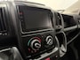 Peugeot Boxer 2.2 BlueHDi 140 L3H2 3.3t - Airco / Camera / Cruise / BT