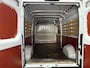 Peugeot Boxer 2.2 BlueHDi 140 L3H2 3.3t - Airco / Camera / Cruise / BT