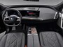 BMW iX M60 Excellence 112 kWh / SOH 94% / 1e eigenaars auto / Schadevrij / BTW Auto / 2500kg Trekgewicht / Wegklapbare Trekhaak / Panoramadak Sky Lounge / 22"/ Soft Close / Bowers & Wilkins / Head Up Display / Elektr. Stoelen / Luxe Lederen Bekleding / Stoel Ventilatie & Stoelverwarming /