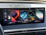 BMW iX M60 Excellence 112 kWh / SOH 94% / 2500kg Trekgewicht / Wegklapbare Trekhaak / Panoramadak Sky Lounge / 22"/ Soft Close / Bowers & Wilkins / Head Up Display / Elektr. Stoelen / Luxe Lederen Bekleding / Stoel Ventilatie & Stoelverwarming /