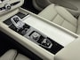 Volvo XC60 2.0 T8 Plug-in hybrid AWD Ultra Dark Exec. Ed. | 22" | Luchtvering | Getint&Gelaagd Glas | Geventileerd Nappa | Massagestoelen | Bowers & Wilkins | Panoramadak | Head-Up | 360 Camera | Elektr. verst. Stoelen | BLIS | Stoel/Stuur/Achterbankverwarming