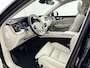 Volvo XC60 2.0 T8 Plug-in hybrid AWD Ultra Dark Exec. Ed. | 22" | Luchtvering | Getint&Gelaagd Glas | Geventileerd Nappa | Massagestoelen | Bowers & Wilkins | Panoramadak | Head-Up | 360 Camera | Elektr. verst. Stoelen | BLIS | Stoel/Stuur/Achterbankverwarming