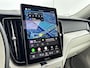 Volvo XC60 2.0 T8 Plug-in hybrid AWD Ultra Dark Exec. Ed. | 22" | Luchtvering | Getint&Gelaagd Glas | Geventileerd Nappa | Massagestoelen | Bowers & Wilkins | Panoramadak | Head-Up | 360 Camera | Elektr. verst. Stoelen | BLIS | Stoel/Stuur/Achterbankverwarming