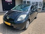 Toyota Yaris 1.3 VVTi Aspiration / AIRCO / 5 DEUREN / NAVI / APK MAART 2027
