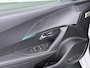Peugeot e-2008 EV Allure Pack 50kWh SOH 95% 3-Fase 360°Camera 3D-Navi Apple Carplay Android Auto Ecc Cruise Control Pdc Keyless Privacy Glas Lmv Led DAB+ Bluetooth Lane Assist Isofix Rijstrooksensor Origineel Nederlandse Auto