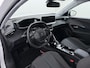 Peugeot e-2008 EV Allure Pack 50kWh SOH 95% 3-Fase 360°Camera 3D-Navi Apple Carplay Android Auto Ecc Cruise Control Pdc Keyless Privacy Glas Lmv Led DAB+ Bluetooth Lane Assist Isofix Rijstrooksensor Origineel Nederlandse Auto
