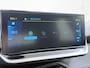 Peugeot e-2008 EV Allure Pack 50kWh SOH 95% 3-Fase 360°Camera 3D-Navi Apple Carplay Android Auto Ecc Cruise Control Pdc Keyless Privacy Glas Lmv Led DAB+ Bluetooth Lane Assist Isofix Rijstrooksensor Origineel Nederlandse Auto