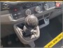 Volkswagen Crafter 35 2.0TDI L3H3 3-Persoons Camera Navi Airco Cruise Control Voorruitverwarming Pdc DAB+ Bluetooth Airco Highline Betonplex vloer Wandbetimmering Schuifdeur Regen-Lichtsensor 2.500KG Trekgewicht Origineel Nederlandse Auto