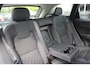 Volvo XC60 T6 350PK Plug-in hybrid AWD Plus Dark | Adaptive Cruise & Pilot Assist | Semi Elektr. Trekhaak | Panoramisch Schuif-/Kanteldak | 360 Camera | Head-Up Display | Stoelverwarming voor & achter | Stuurverwarming | Elektr. Achterklep | Premium Harman/Kardon Audio |