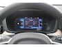 Volvo XC60 T6 350PK Plug-in hybrid AWD Plus Dark | Adaptive Cruise & Pilot Assist | Semi Elektr. Trekhaak | Panoramisch Schuif-/Kanteldak | 360 Camera | Head-Up Display | Stoelverwarming voor & achter | Stuurverwarming | Elektr. Achterklep | Premium Harman/Kardon Audio |