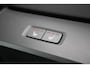 Volvo XC60 T6 350PK Plug-in hybrid AWD Plus Dark | Adaptive Cruise & Pilot Assist | Semi Elektr. Trekhaak | Panoramisch Schuif-/Kanteldak | 360 Camera | Head-Up Display | Stoelverwarming voor & achter | Stuurverwarming | Elektr. Achterklep | Premium Harman/Kardon Audio |