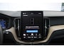 Volvo XC60 T6 350PK Plug-in hybrid AWD Plus Dark | Adaptive Cruise & Pilot Assist | Semi Elektr. Trekhaak | Panoramisch Schuif-/Kanteldak | 360 Camera | Head-Up Display | Stoelverwarming voor & achter | Stuurverwarming | Elektr. Achterklep | Premium Harman/Kardon Audio |