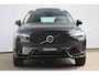 Volvo XC60 T6 350PK Plug-in hybrid AWD Plus Dark | Adaptive Cruise & Pilot Assist | Semi Elektr. Trekhaak | Panoramisch Schuif-/Kanteldak | 360 Camera | Head-Up Display | Stoelverwarming voor & achter | Stuurverwarming | Elektr. Achterklep | Premium Harman/Kardon Audio |
