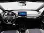 Volkswagen ID.3 First Plus 58 kWh 204 Pk | Stoel/Stuurverwarming | Camera | Climatronic | IQ Light | Carplay | Adaptive cruise | 19 Inch | 8.2647 km !!