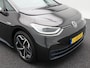 Volkswagen ID.3 First Plus 58 kWh 204 Pk | Stoel/Stuurverwarming | Camera | Climatronic | IQ Light | Carplay | Adaptive cruise | 19 Inch | 8.2647 km !!