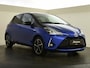 Toyota Yaris 1.5 Hybrid Bi-Tone Plus | Panoramadak | Trekhaak | Navigatie